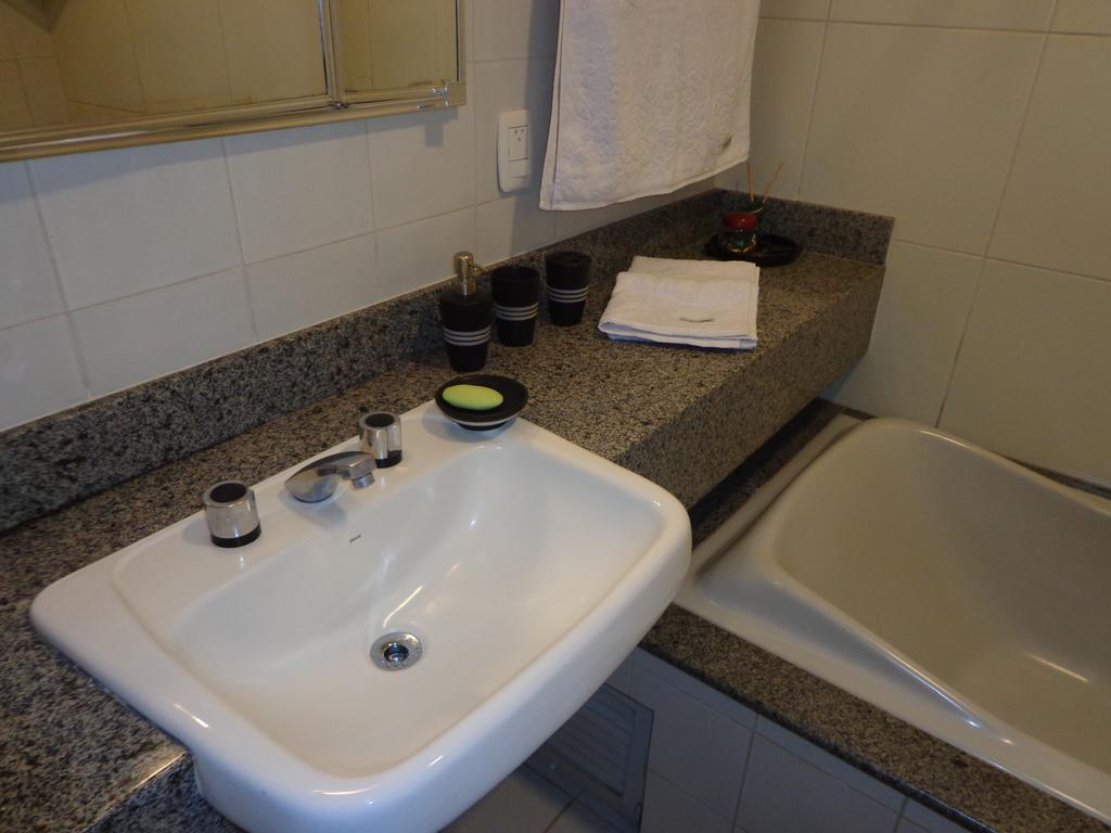 Apartamento Kami Porto Alegre Esterno foto